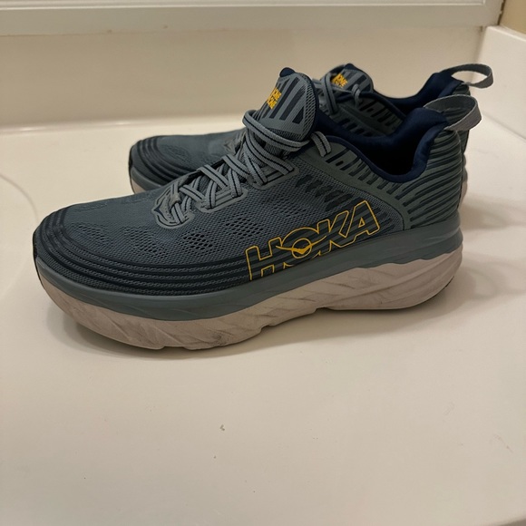 Hoka One One Bondi 6 - Size 8 - Picture 4 of 5